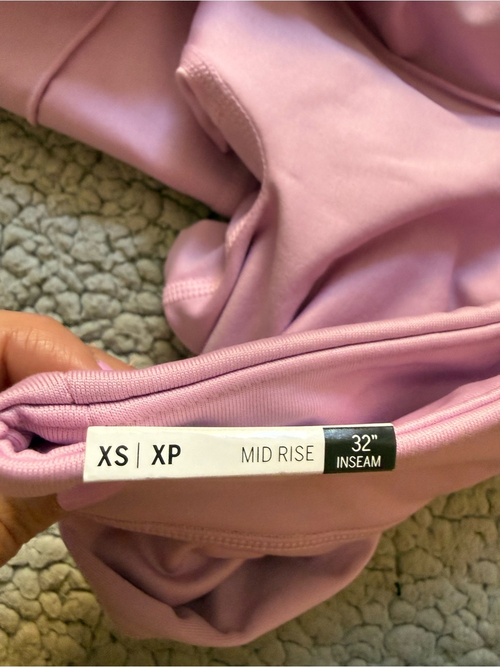 Mid-rise Pink winter performance flare leggings - Picture 4 of 6
